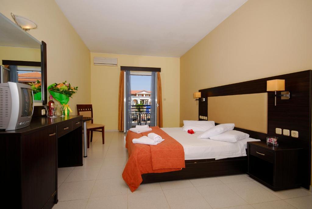 Hotel Denny'S Inn Alimos Oda fotoğraf