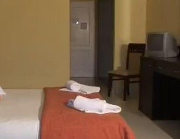 Hotel Denny'S Inn Alimos Dış mekan fotoğraf